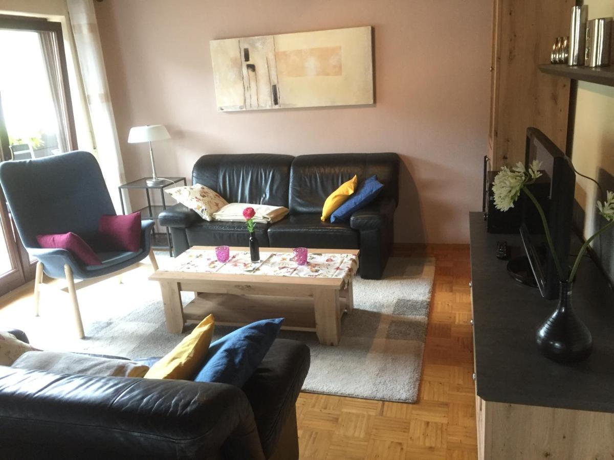 Ferienwohnung Unter Dem Schild Oberfell Exterior foto